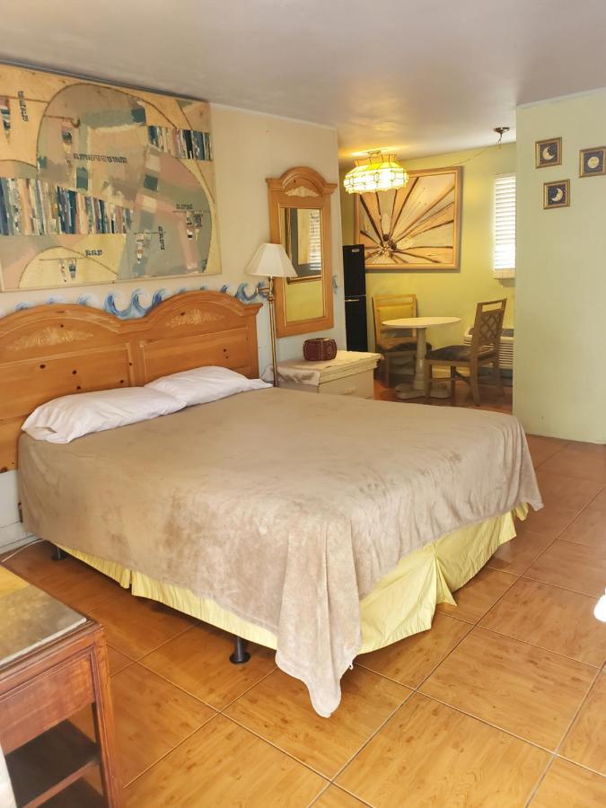 Conty'S Motel Naples Manor Kültér fotó