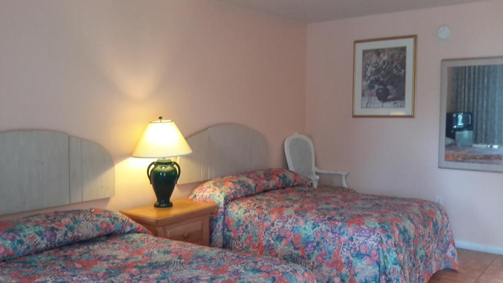 Conty'S Motel Naples Manor Kültér fotó